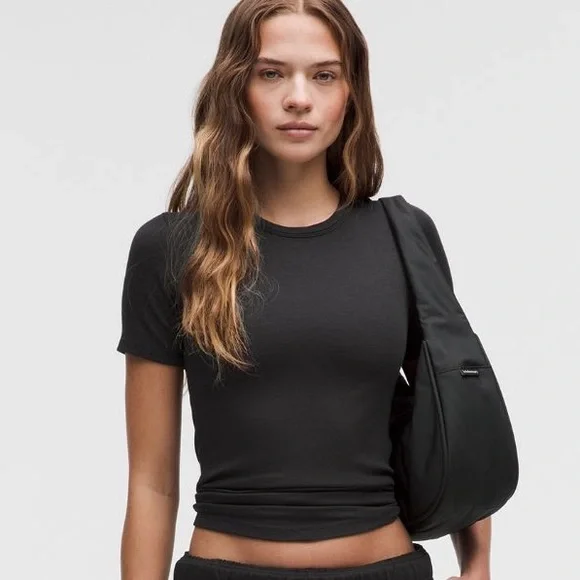 Hold Tight Short-Sleeve Shirt Black Top - Picture 4 of 8